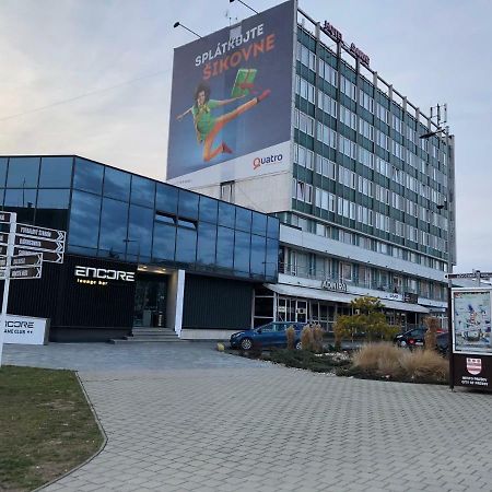Apartman Lux Prešov Exteriör bild